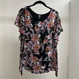 Bobeau – Floral Patterned Side Tie Blouse
